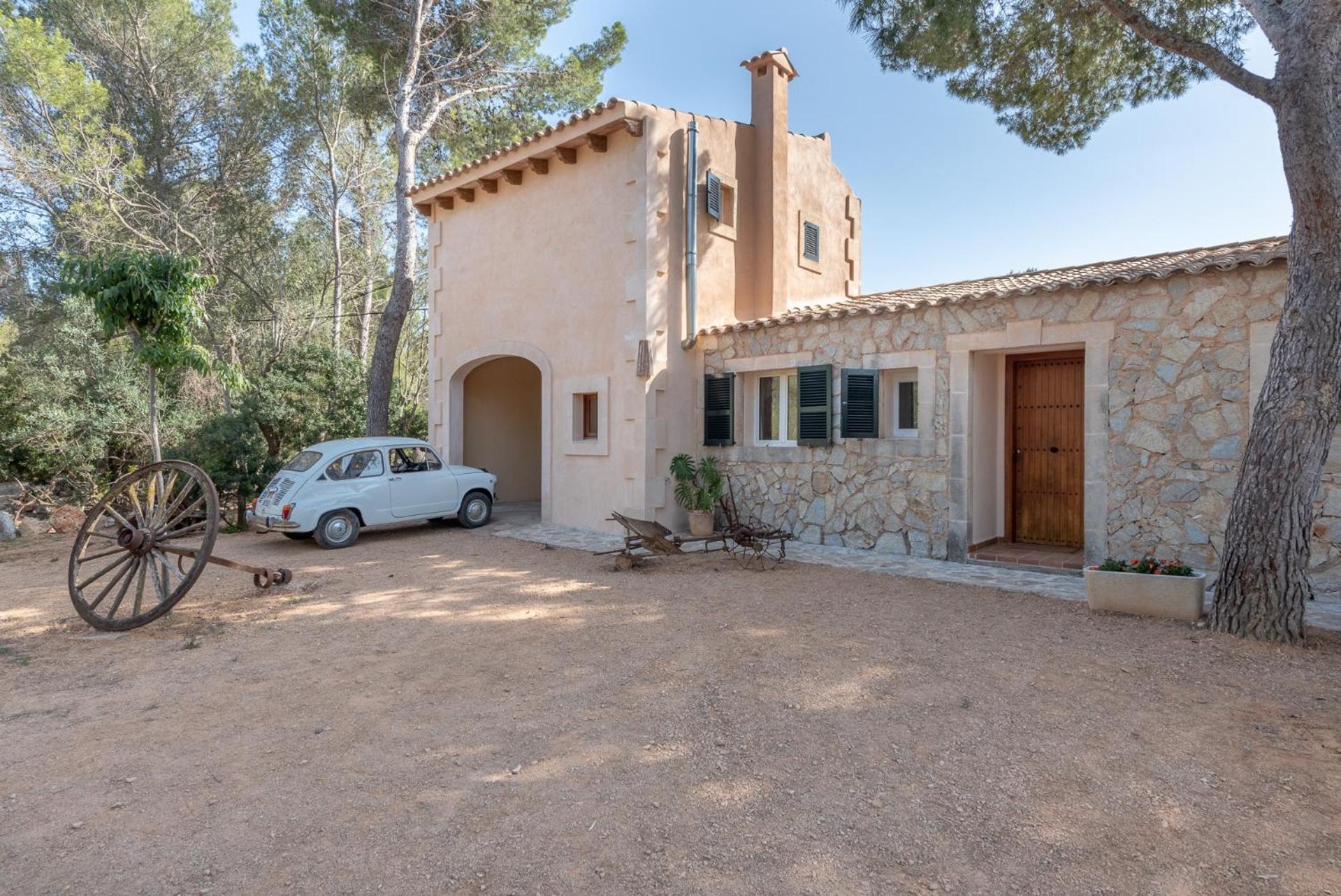 Es Pi By Mallorca House Rent